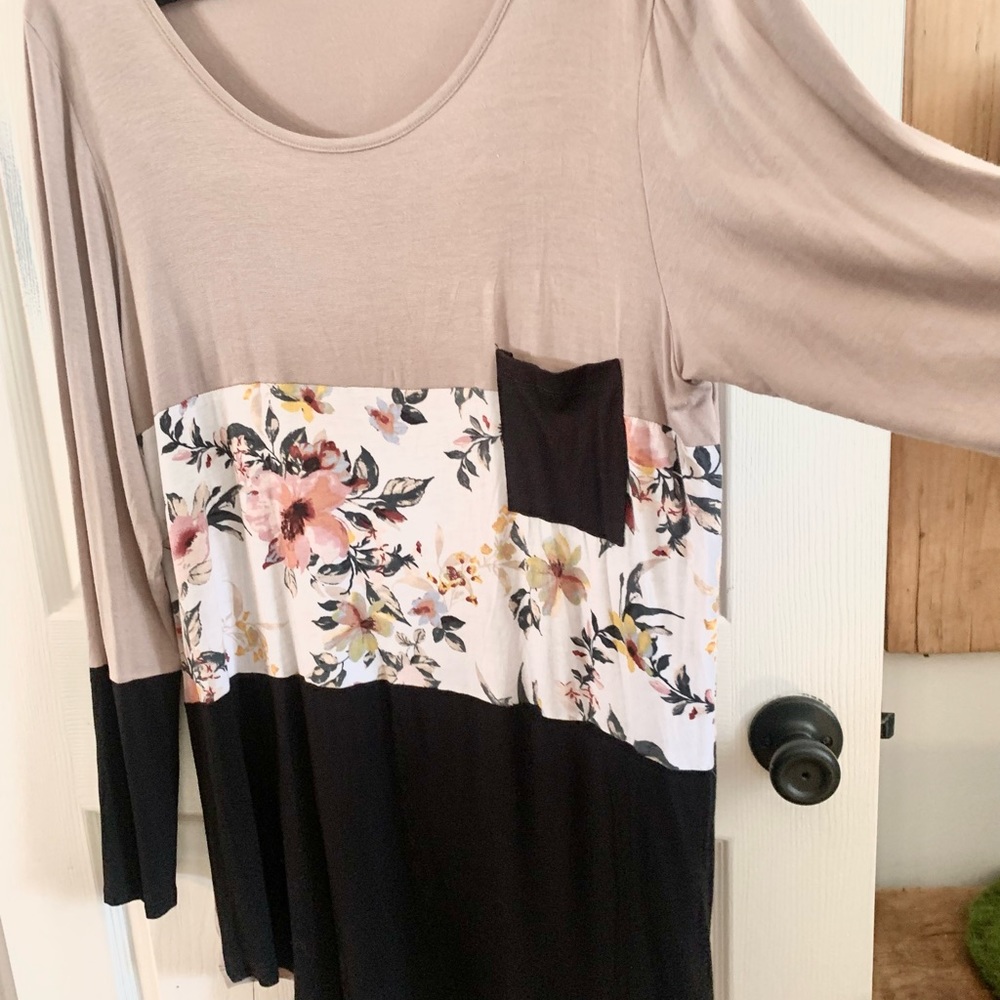 Color Block / Floral Long Sleeve Shirt